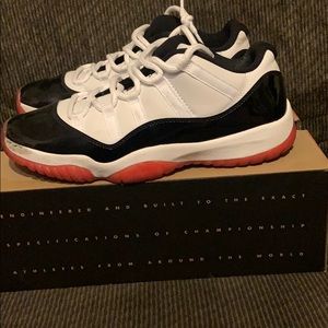 COPY - Low top Jordan 11s
